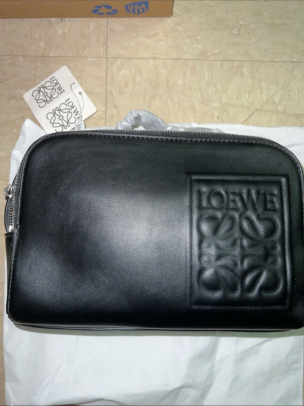 Black Leather Shoulder Bag - Elegant Everyday Carry